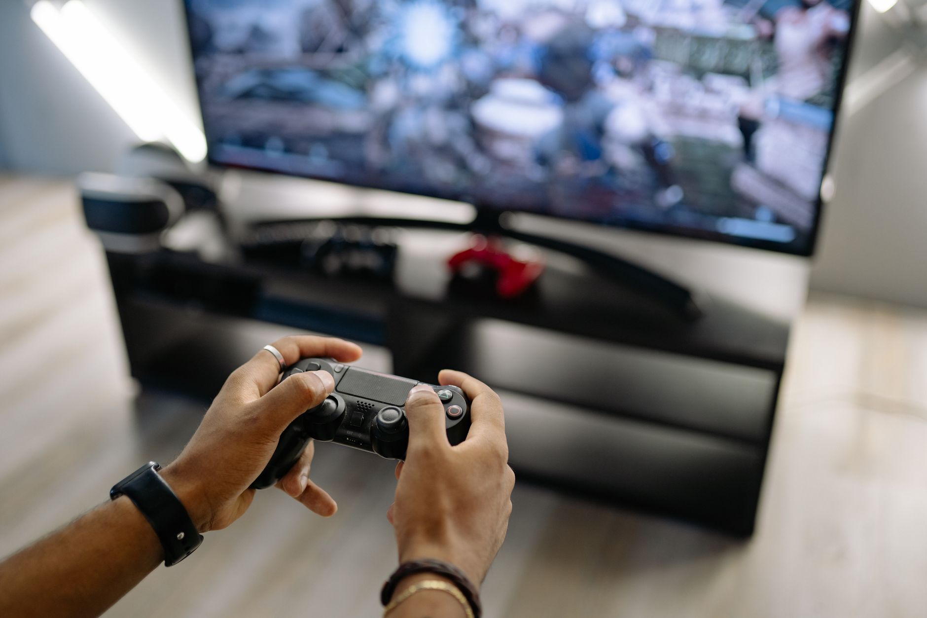 Test TV Philips 65OLED951 : un moniteur OLED ultra‑lumineux pour le gaming
